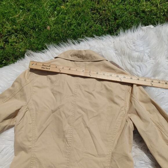 American Eagle Outfitters Khaki Jacket Button Size Medium M Classy Striped Cute - Picture 9 of 12